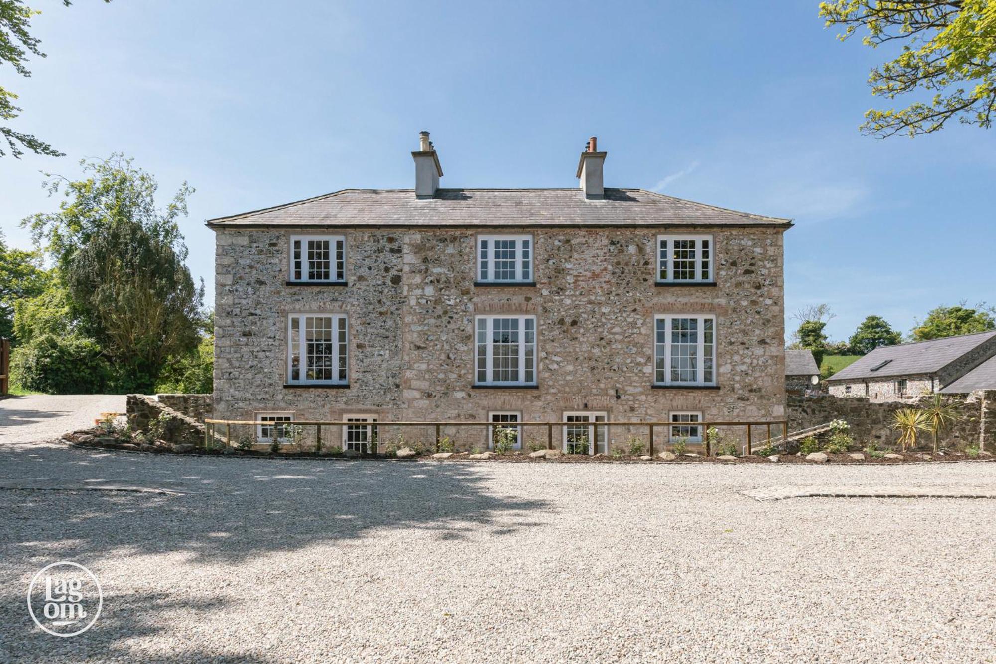 Staylagom Ballycastle Exterior photo